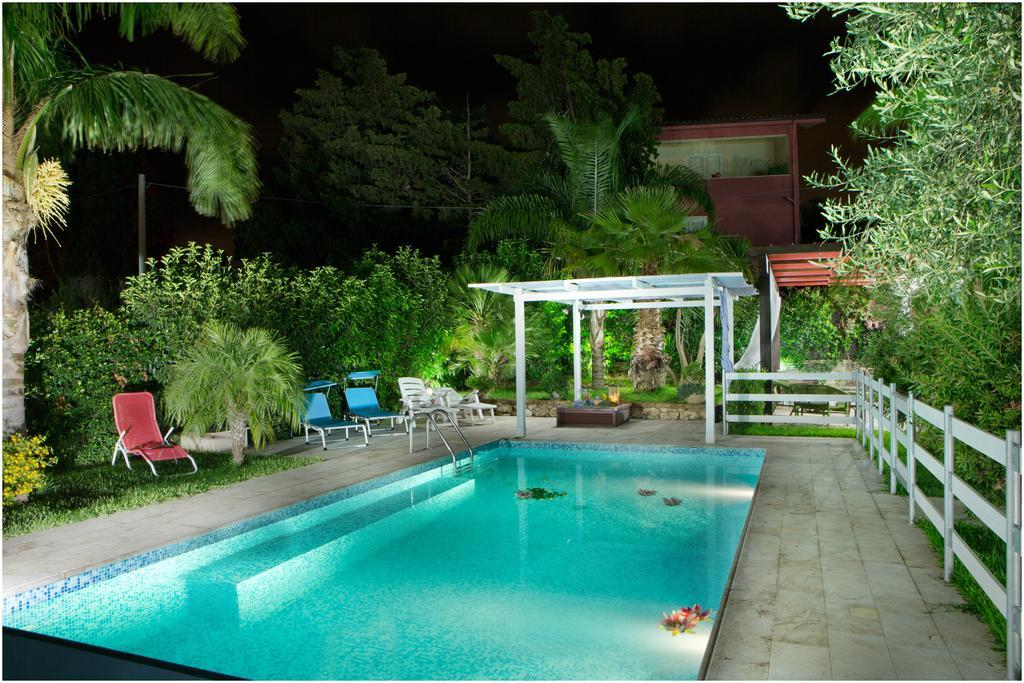 Ai Parchi Dei Parrini Bed & Breakfast Partinico Ruang foto