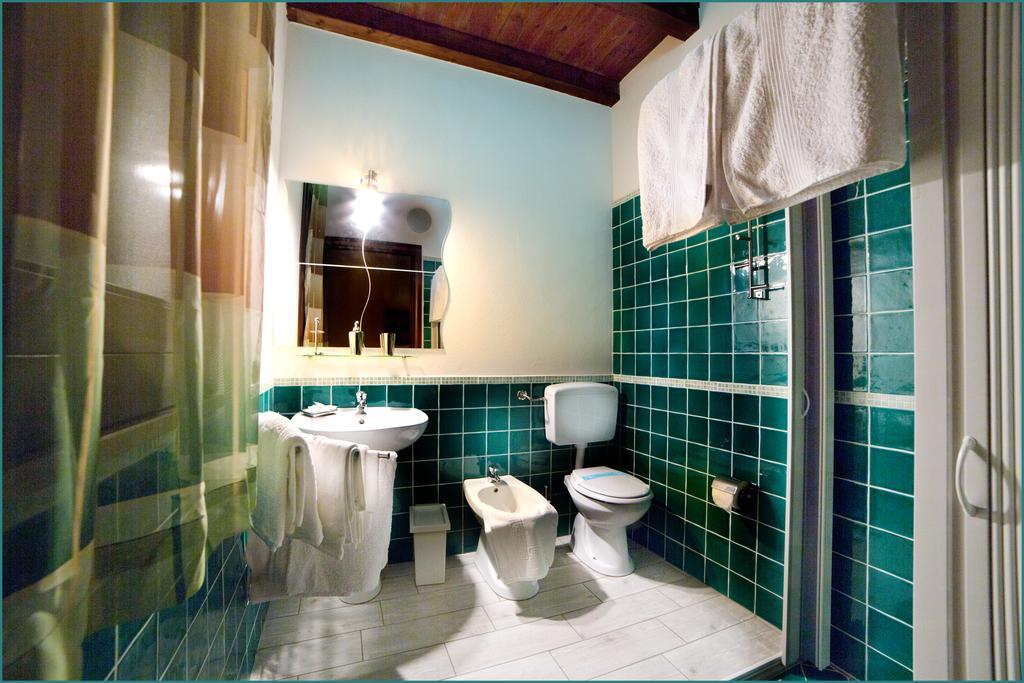 Ai Parchi Dei Parrini Bed & Breakfast Partinico Ruang foto