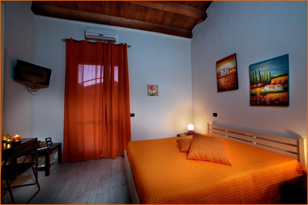 Ai Parchi Dei Parrini Bed & Breakfast Partinico Ruang foto