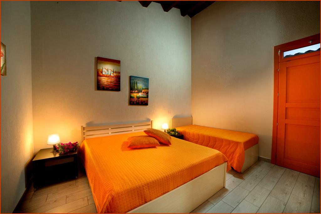 Ai Parchi Dei Parrini Bed & Breakfast Partinico Ruang foto